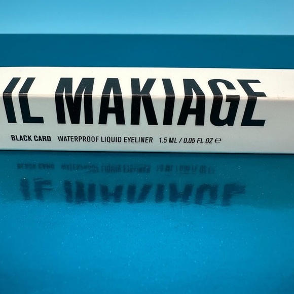 IL MAKIAGE Black Card Waterproof Liquid Eyeliner - Picture 2 of 5